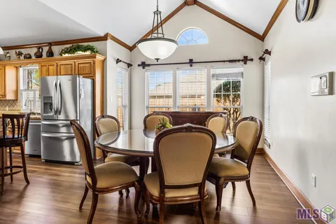 $489,999 | 4421 Lake Lawford Court, Baton Rouge, LA 70816