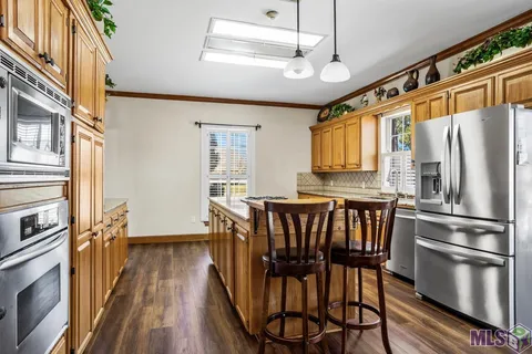 $489,999 | 4421 Lake Lawford Court, Baton Rouge, LA 70816