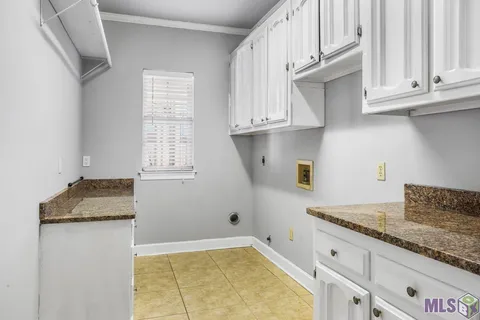 $489,999 | 4421 Lake Lawford Court, Baton Rouge, LA 70816