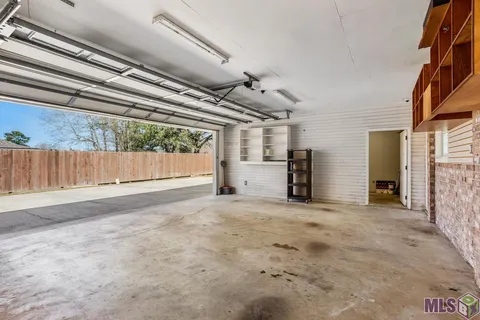 $489,999 | 4421 Lake Lawford Court, Baton Rouge, LA 70816