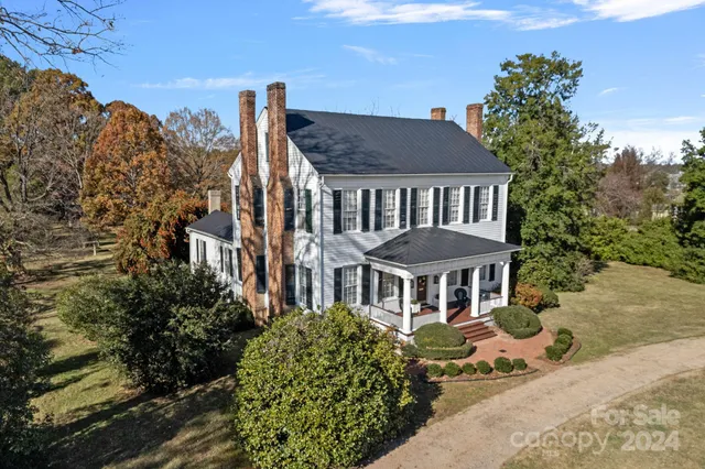 $1,000,000 | 104 Leslie Loop, Mooresville, NC 28115