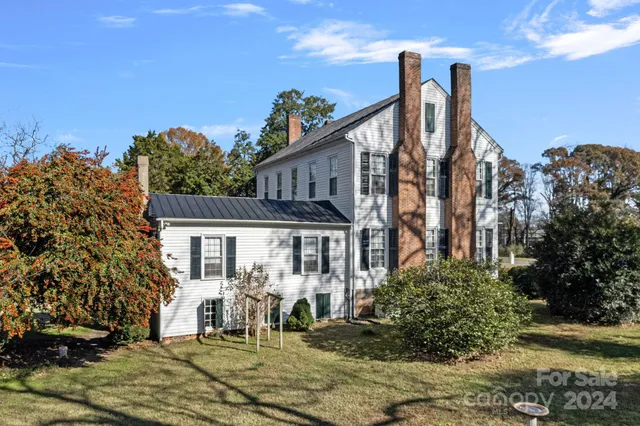 $1,000,000 | 104 Leslie Loop, Mooresville, NC 28115