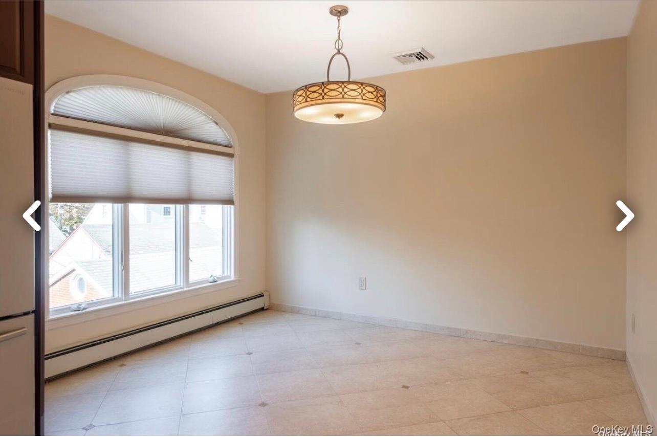 171 Roslyn Road Mineola, NY 11501 - Photo 5 of 12