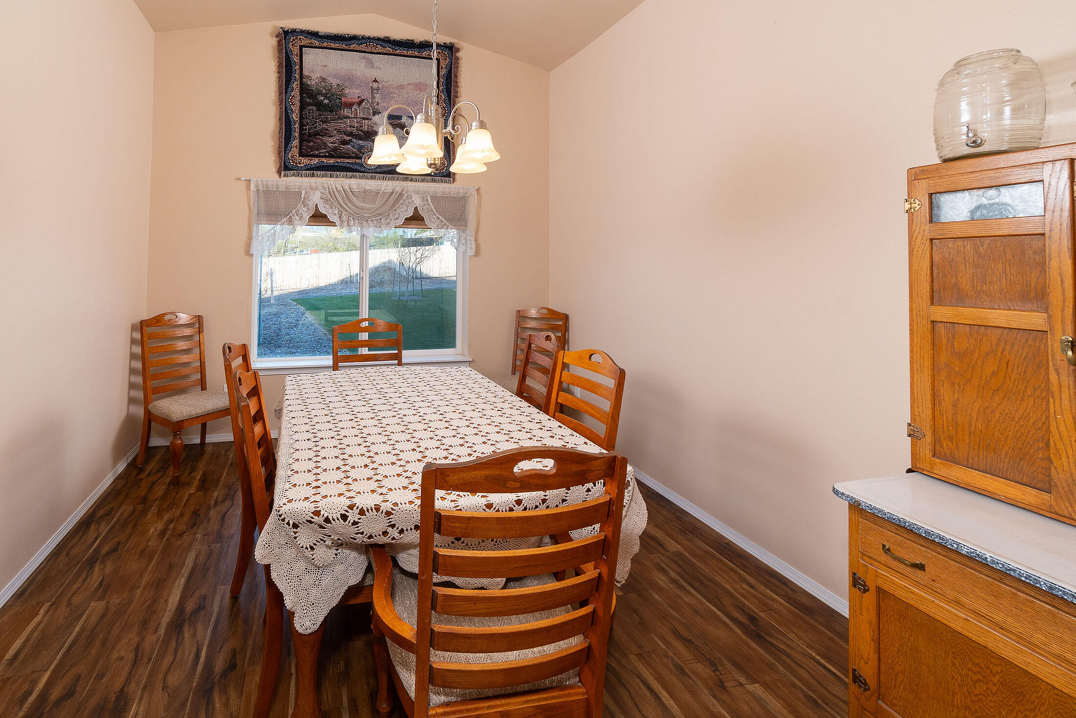 411 Northwest Mc Donald Road Prineville, OR 97754 - Photo 10 of 47 Vaulted dining room off of kitchen