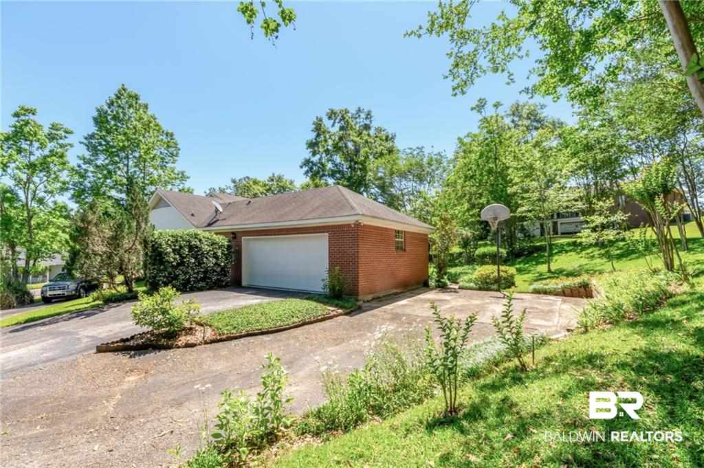 408 Lakeview Drive West Mobile, AL 36695 - Photo 33 of 43