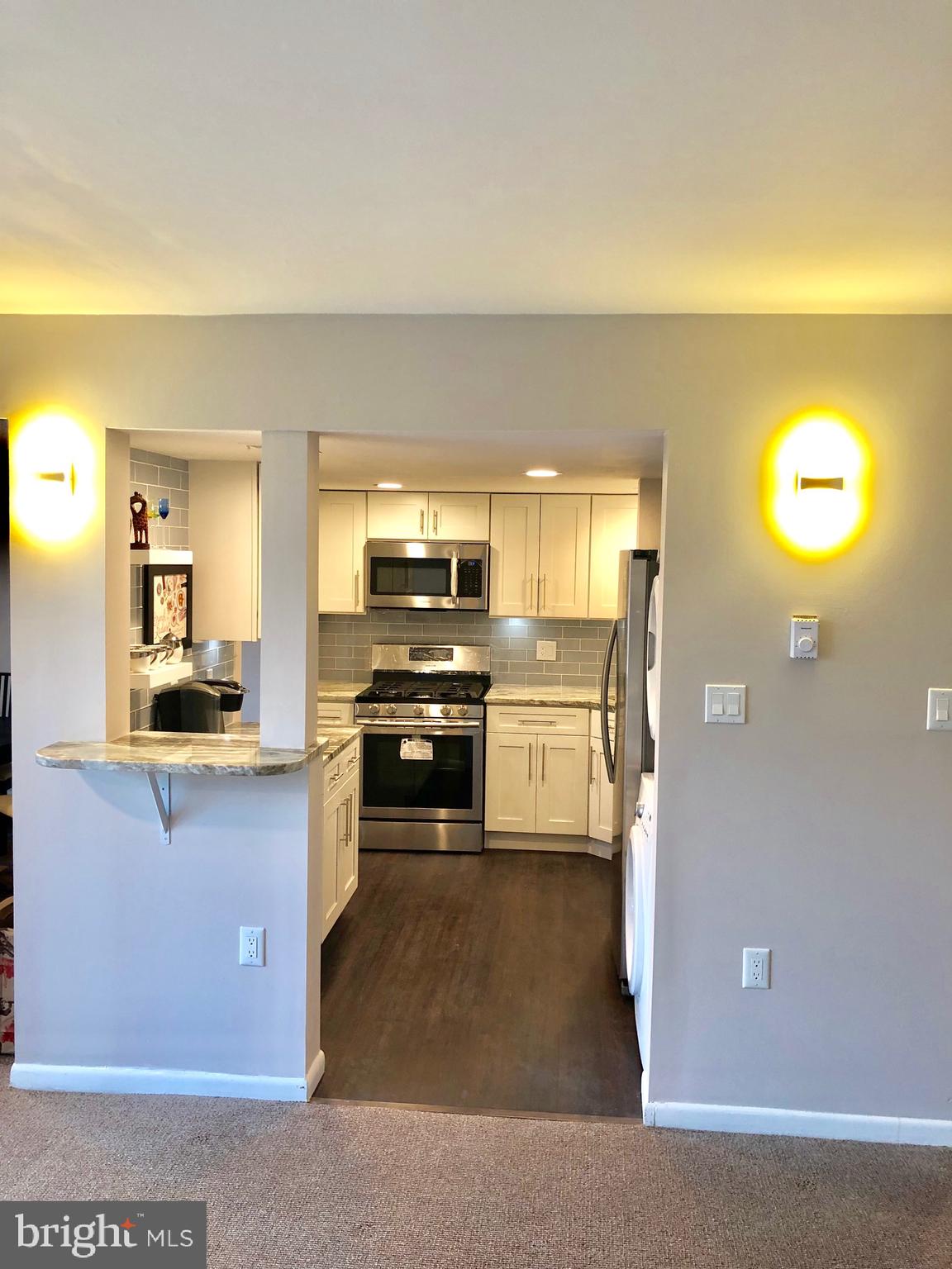 1542 Northgate Square, Unit 21B Reston, VA 20190 - Photo 2 of 37