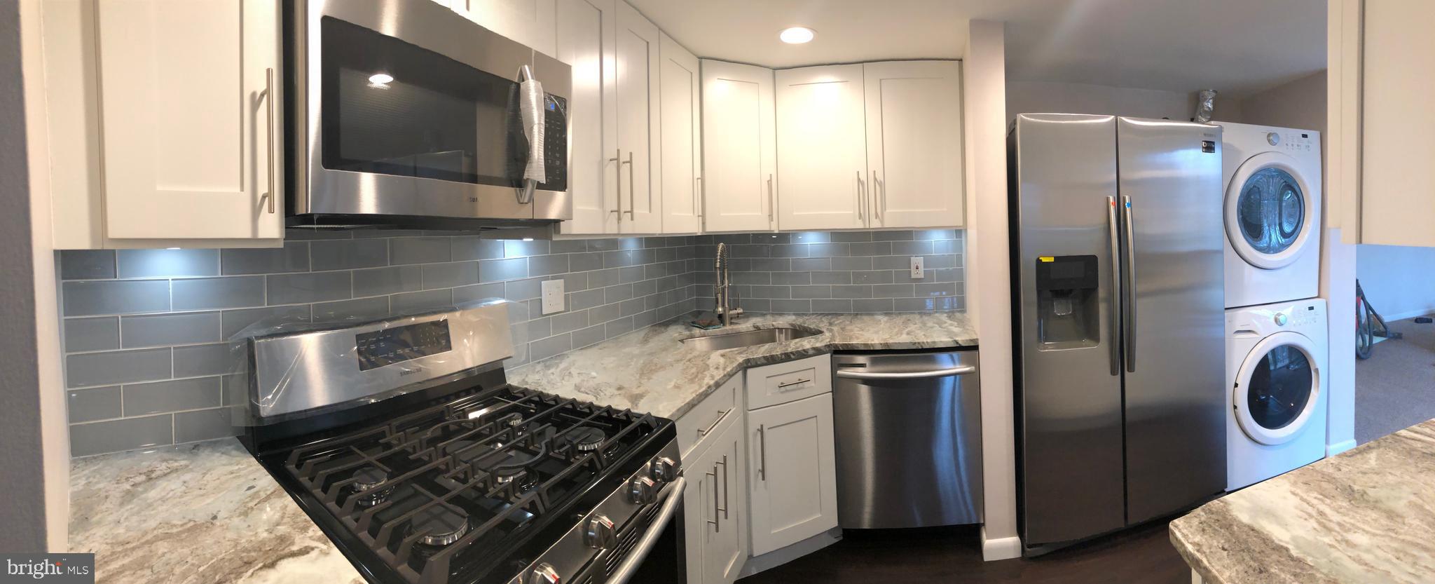 1542 Northgate Square, Unit 21B Reston, VA 20190 - Photo 3 of 37