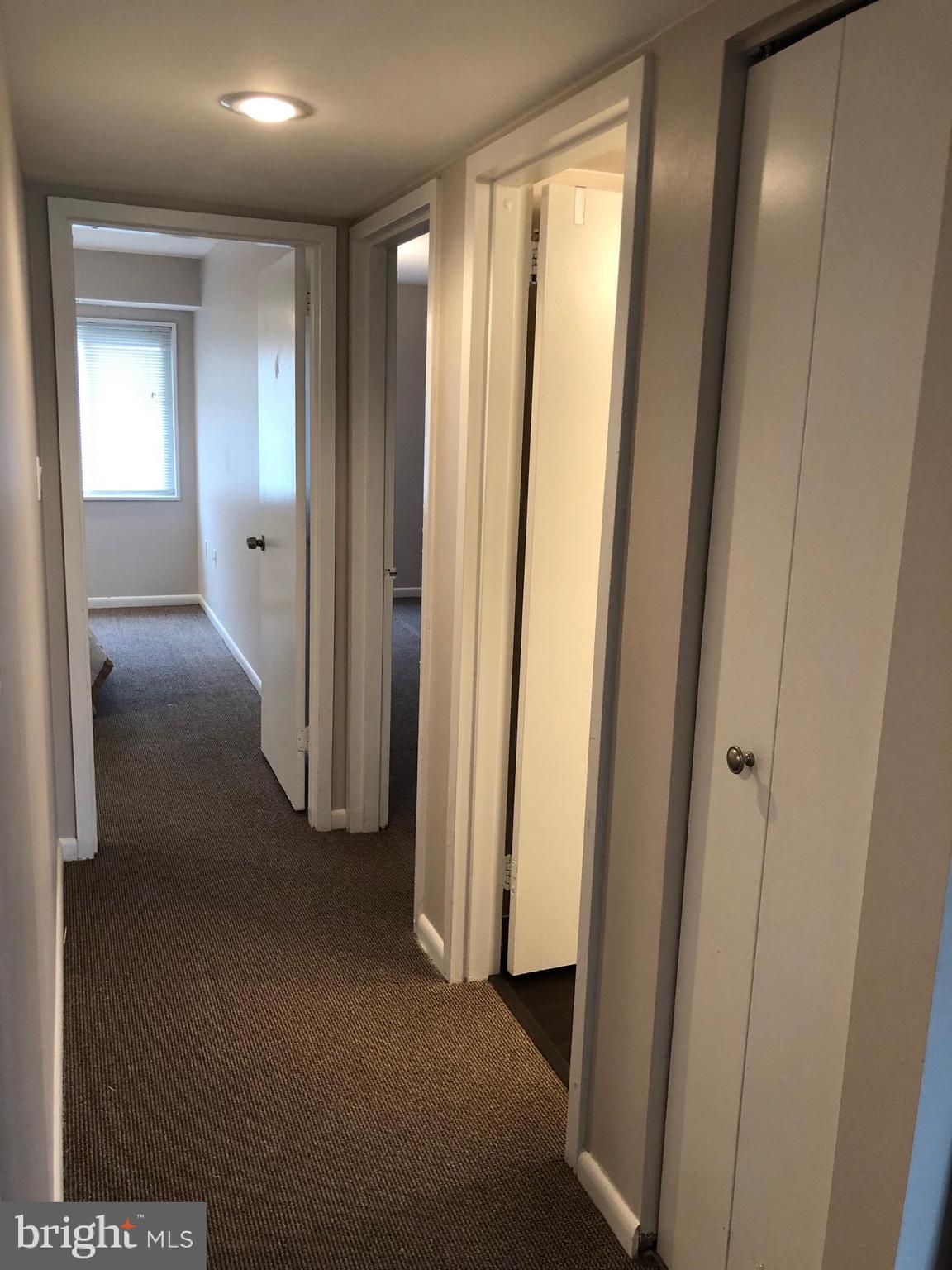1542 Northgate Square, Unit 21B Reston, VA 20190 - Photo 30 of 37