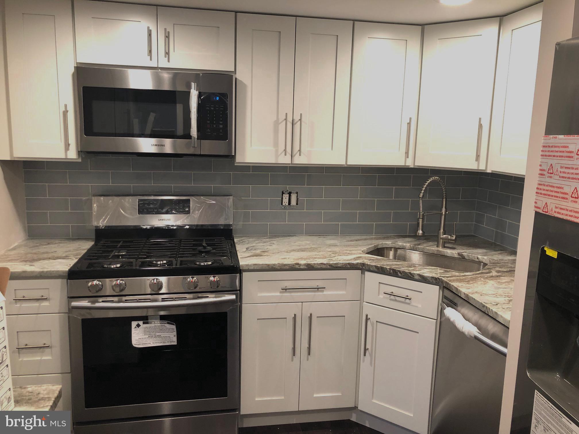 1542 Northgate Square, Unit 21B Reston, VA 20190 - Photo 4 of 37