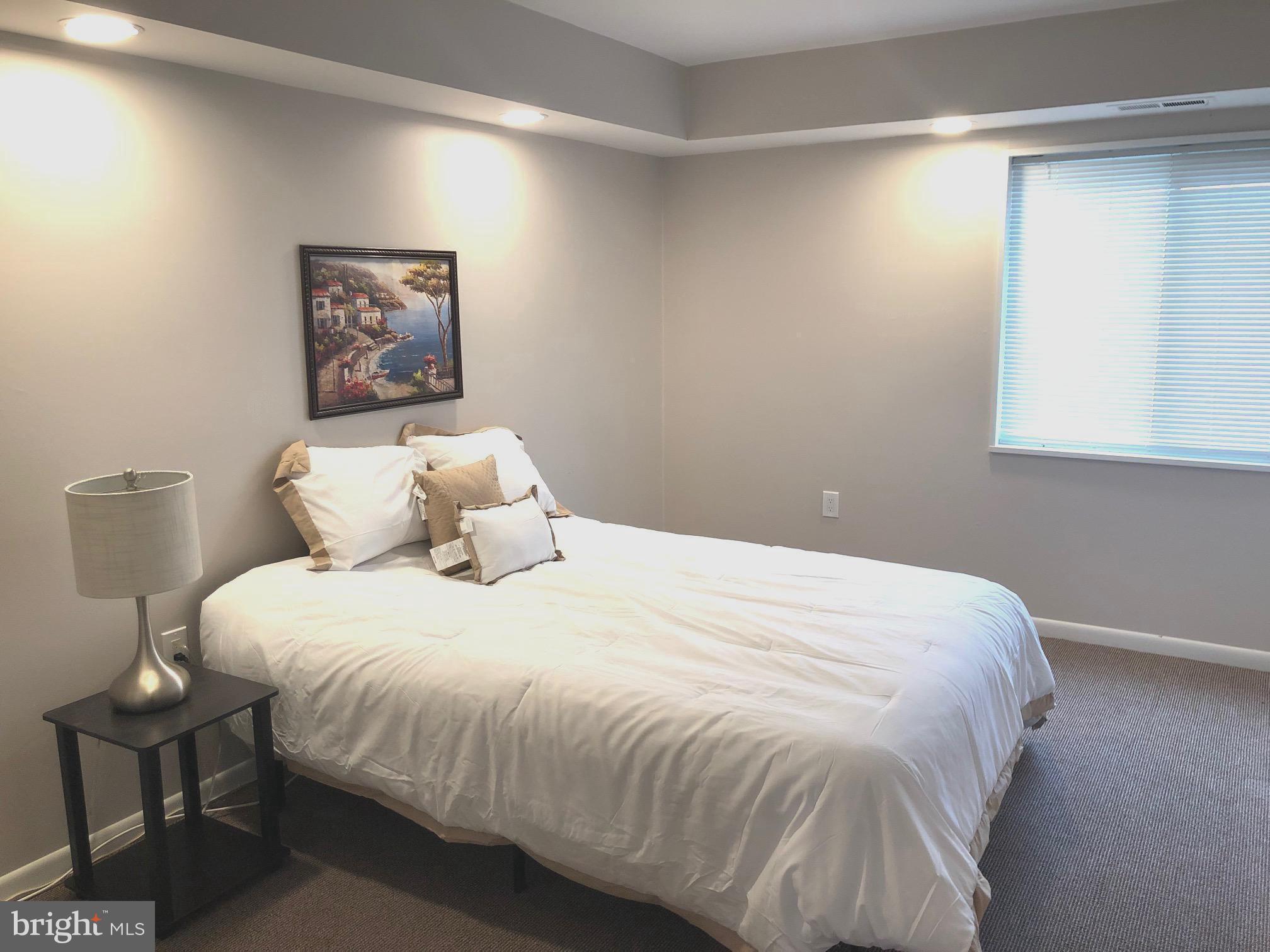 1542 Northgate Square, Unit 21B Reston, VA 20190 - Photo 31 of 37 Bedroom 1