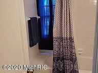 1335 Princeton Road Muskegon, MI 49441 - Photo 12 of 17 Bathroom