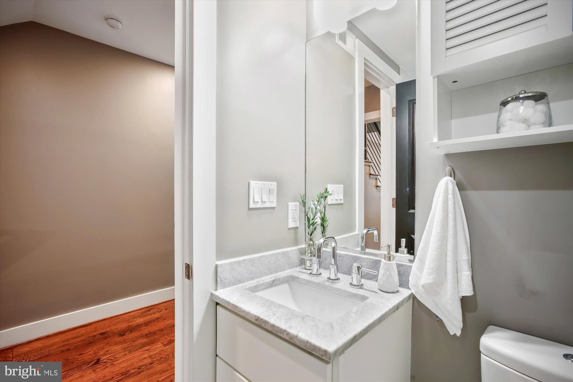 1521 9th Street Northwest Washington, DC 20001 - Photo 25 of 35 a bathroom with a sink and a mirror