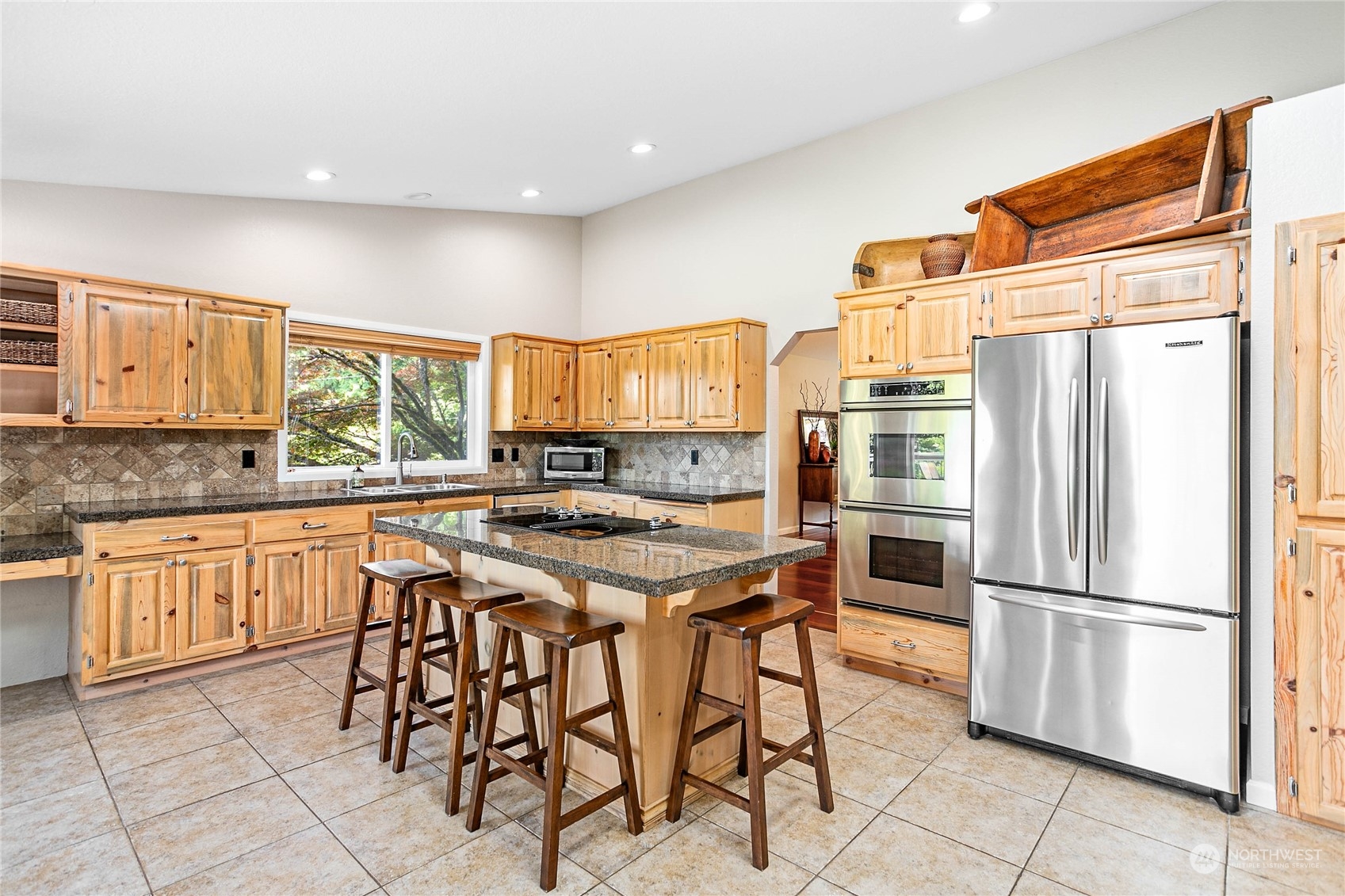 20903 Happy Valley Road Stanwood, WA 98292 - Photo 9 of 38 Gallery Image 9
