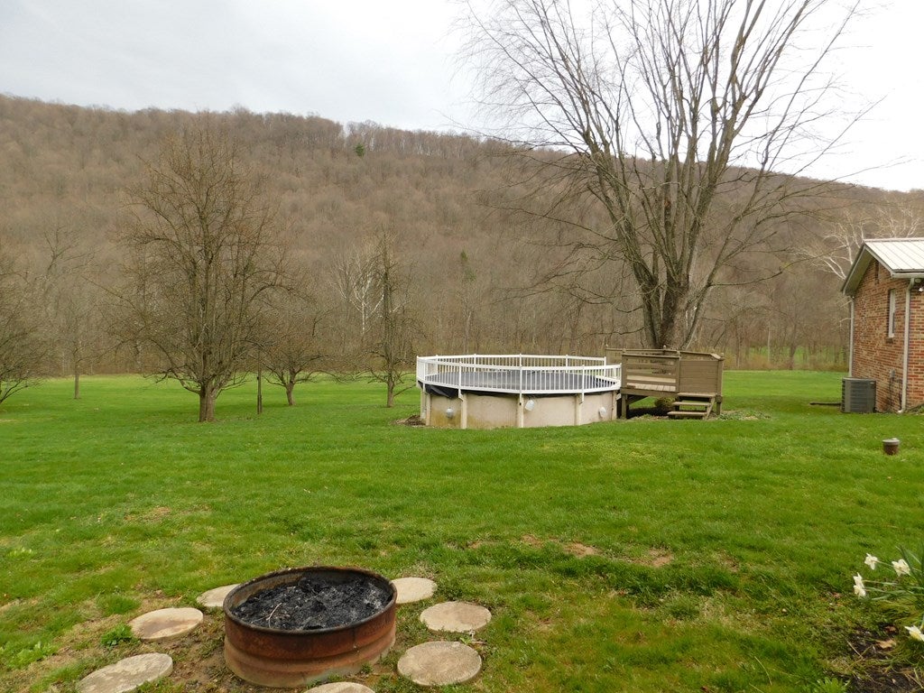 14045 Hl Vly Road Mount Union, PA 17066 - Photo 3 of 30 Gallery Image 3