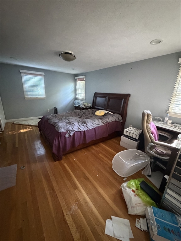83 Seaver Street Wellesley, MA 02481 - Photo 3 of 8