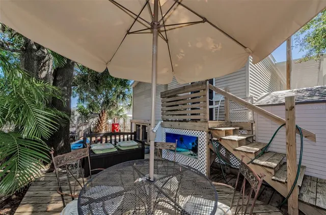 a sign that is on the side of a building