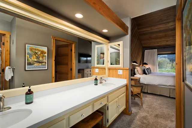 $1,595,000 | 218 Solitude, Unit 218, Mammoth Lakes, CA 93546