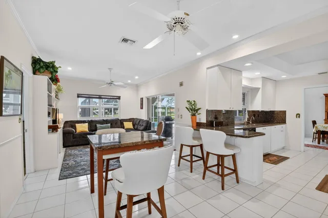 $799,900 | 224 Orange Tree Drive, Atlantis, FL 33462