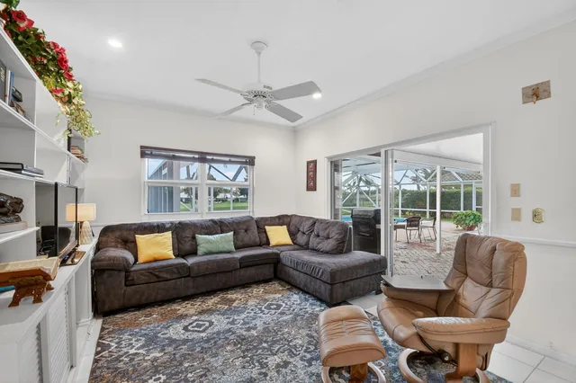 $799,900 | 224 Orange Tree Drive, Atlantis, FL 33462