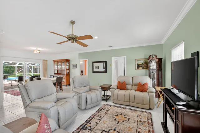 $799,900 | 224 Orange Tree Drive, Atlantis, FL 33462