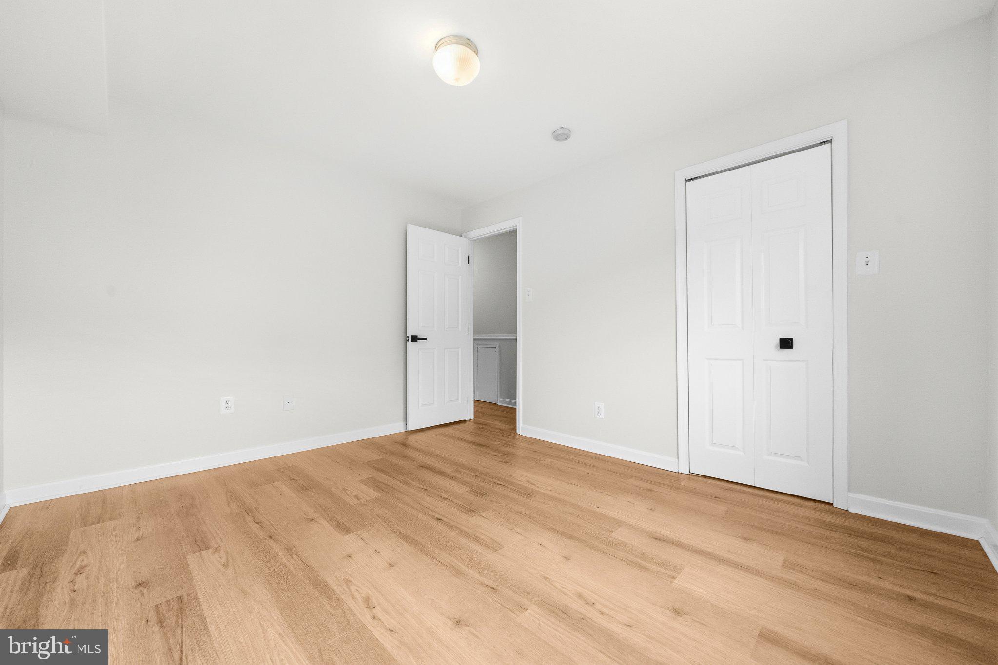 635 Waterloo Road, Unit 222 Warrenton, VA 20186 - Photo 24 of 33 a view of an empty room
