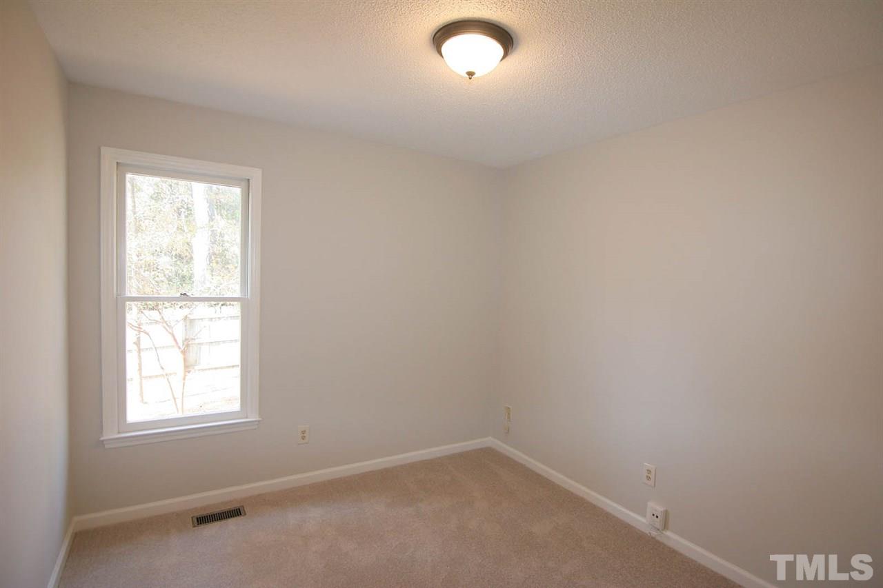 3625 Castlegate Drive Raleigh, NC 27616 - Photo 13 of 22