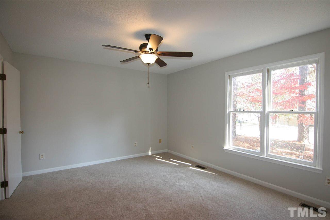 3625 Castlegate Drive Raleigh, NC 27616 - Photo 8 of 22