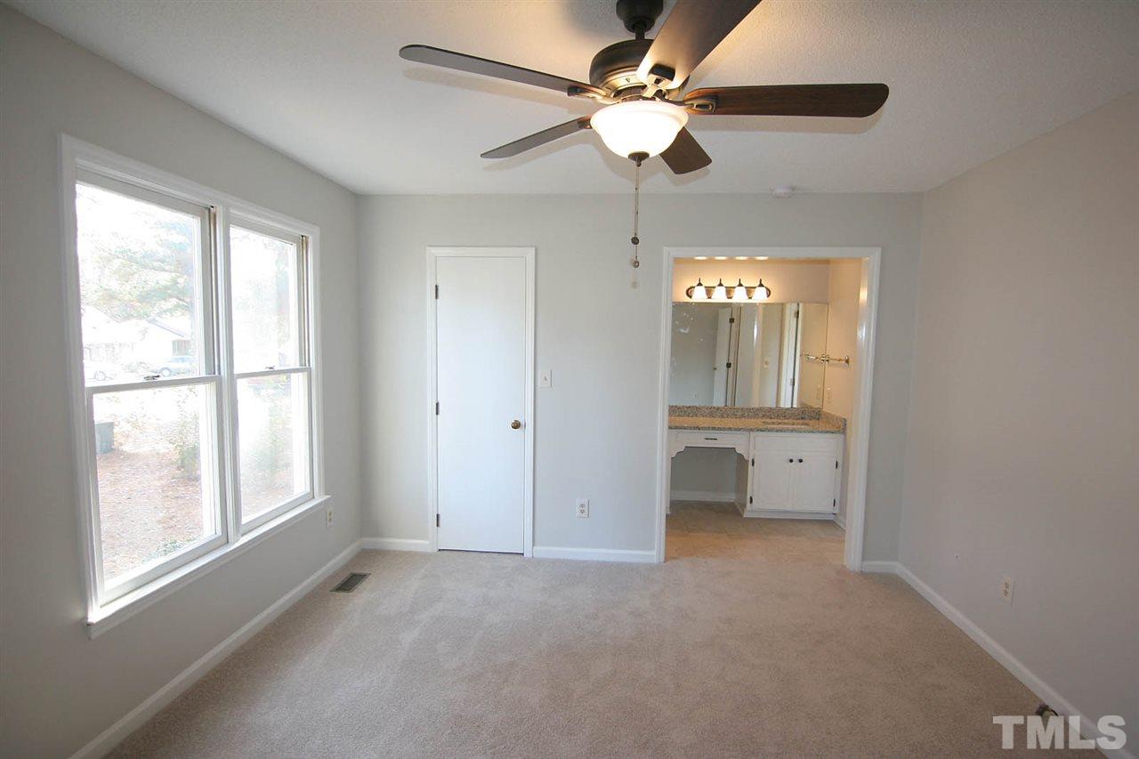 3625 Castlegate Drive Raleigh, NC 27616 - Photo 9 of 22