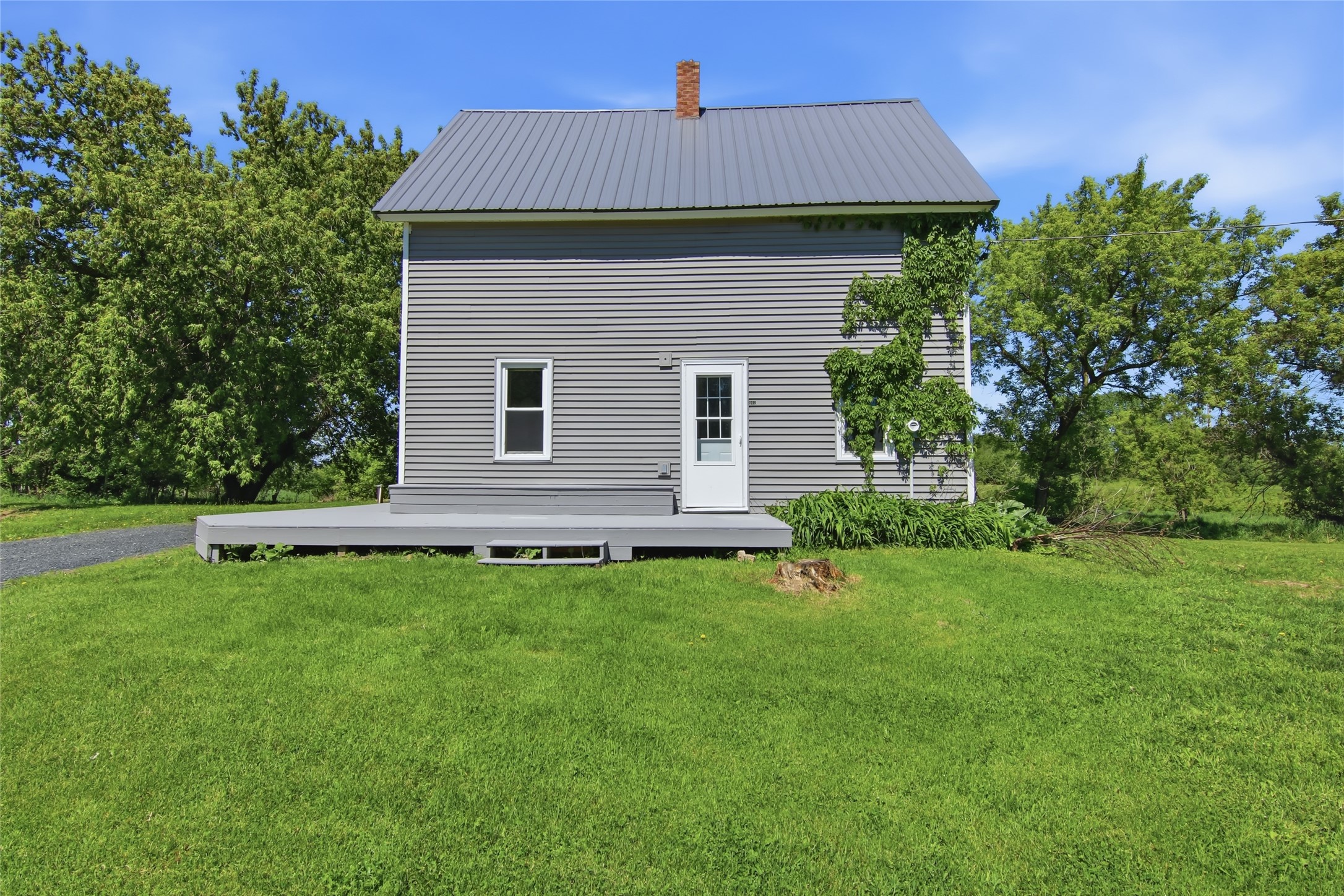 802 Janicki Stanley, WI 54768 - Photo 2 of 36