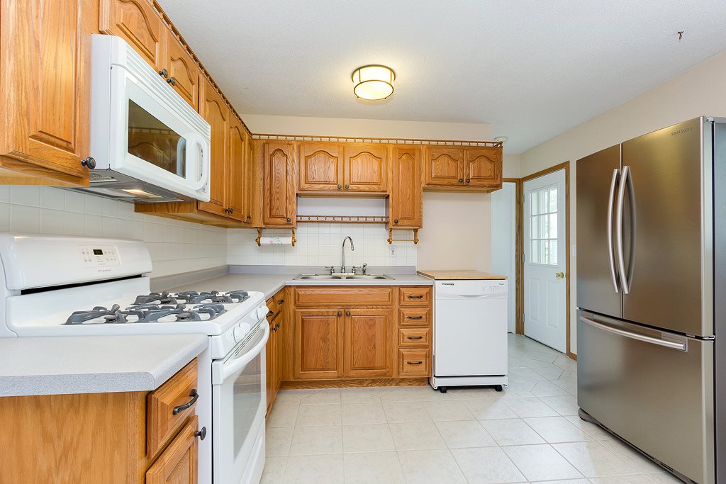 1617 Cherry Hills Road Bettendorf, IA 52722 - Photo 7 of 21 Gallery Image 7