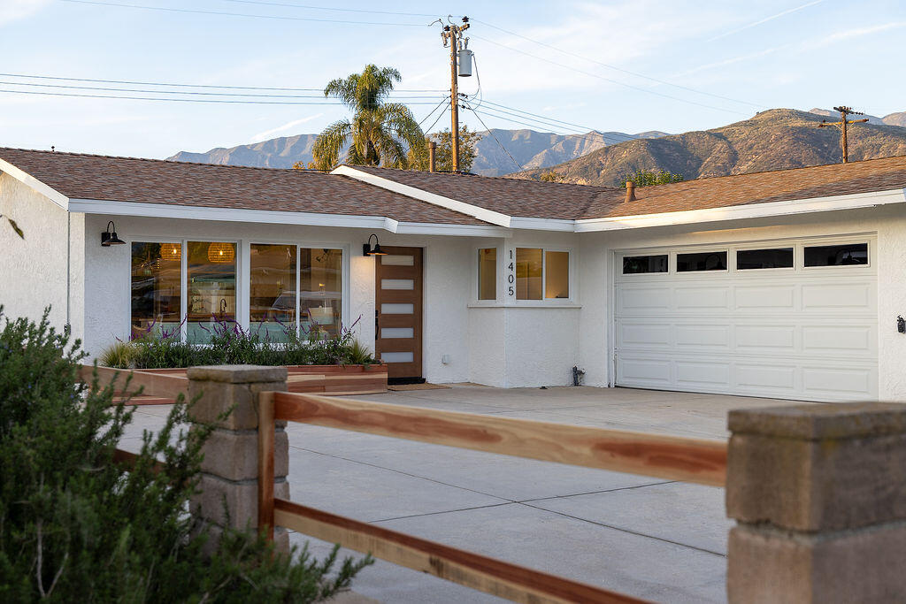 1405 Limu Drive Carpinteria, CA 93013 - Photo 1 of 19 Limu_3008