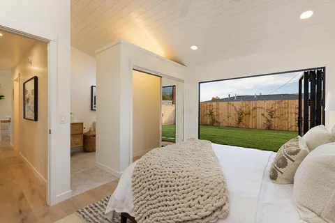 $1,595,000 | 1405 Limu Drive, Carpinteria, CA 93013