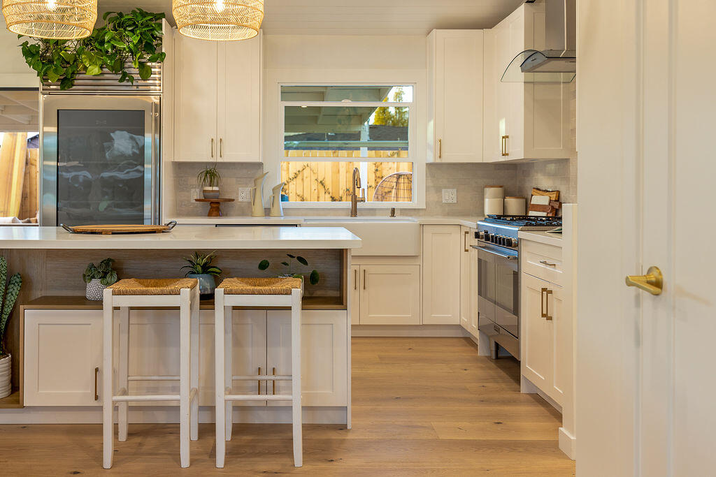 1405 Limu Drive Carpinteria, CA 93013 - Photo 3 of 19 Limu_2992