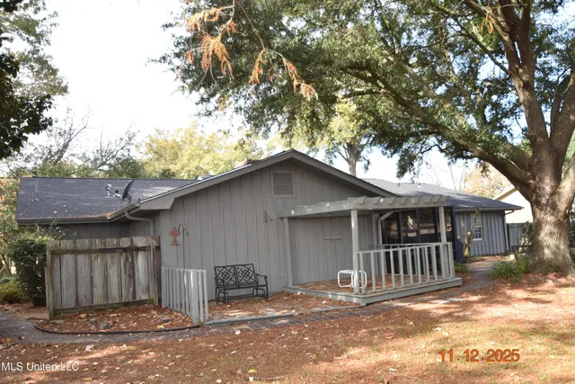$260,000 | 622 Aubrey Circle North, Greenwood, MS 38930