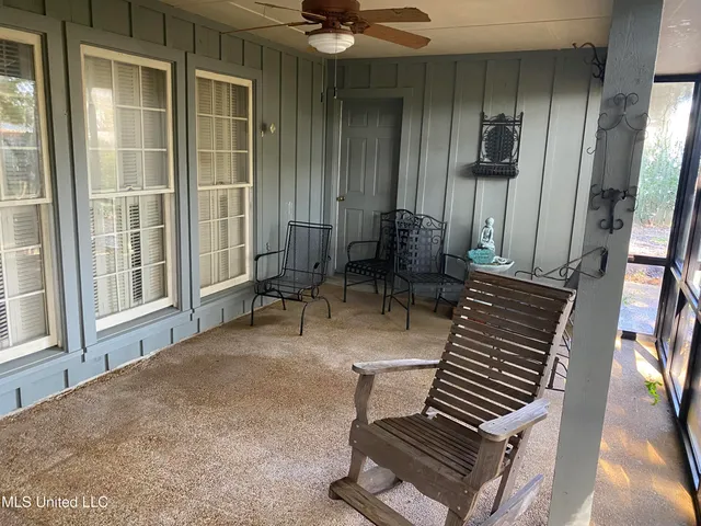 $260,000 | 622 Aubrey Circle North, Greenwood, MS 38930