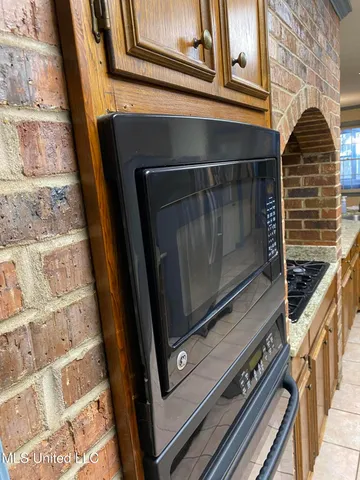 $260,000 | 622 Aubrey Circle North, Greenwood, MS 38930