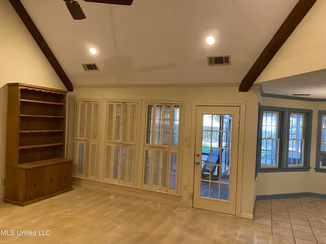 $260,000 | 622 Aubrey Circle North, Greenwood, MS 38930