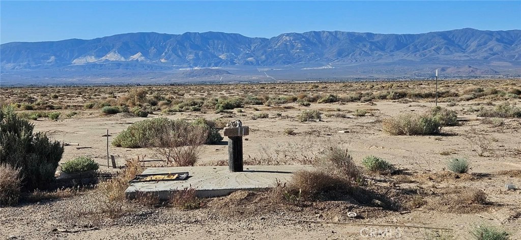 14888 Huff Road Lucerne Valley, CA 92356 - Photo 2 of 7