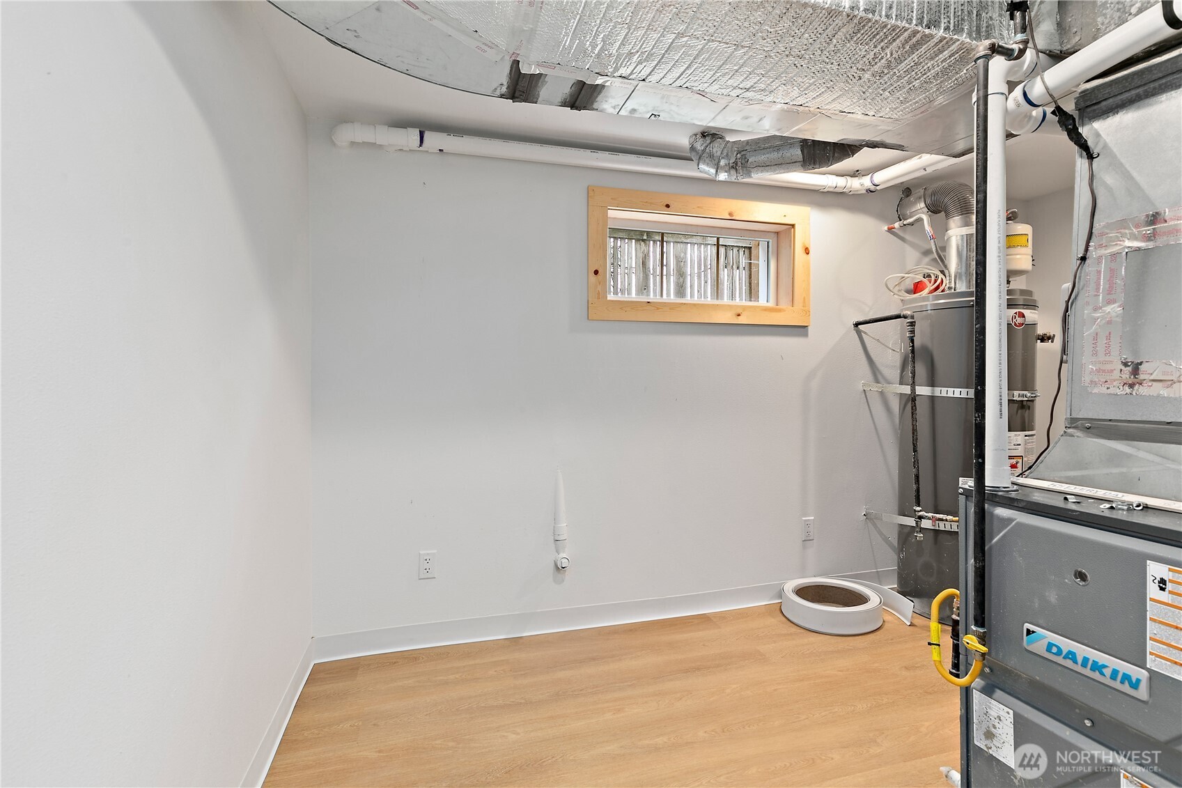 1125 North 77th Street Seattle, WA 98103 - Photo 30 of 38 a view of a room with gym equipment