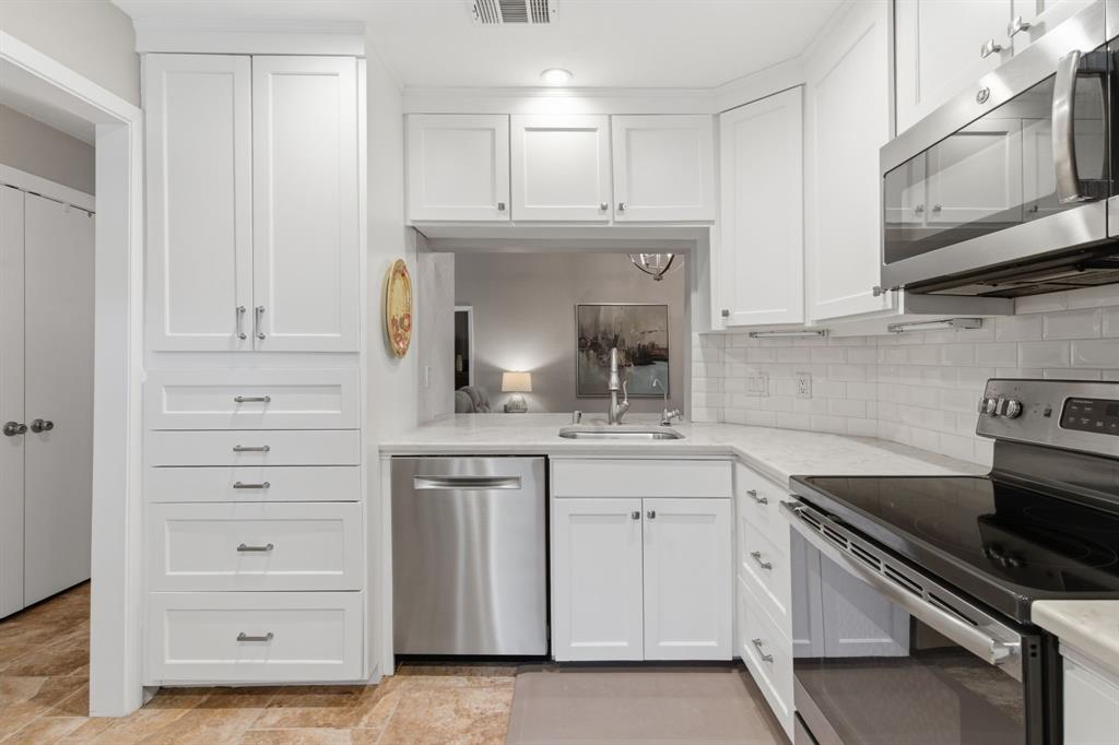 777 Custer Road, Unit 224 Richardson, TX 75080 - Photo 10 of 37