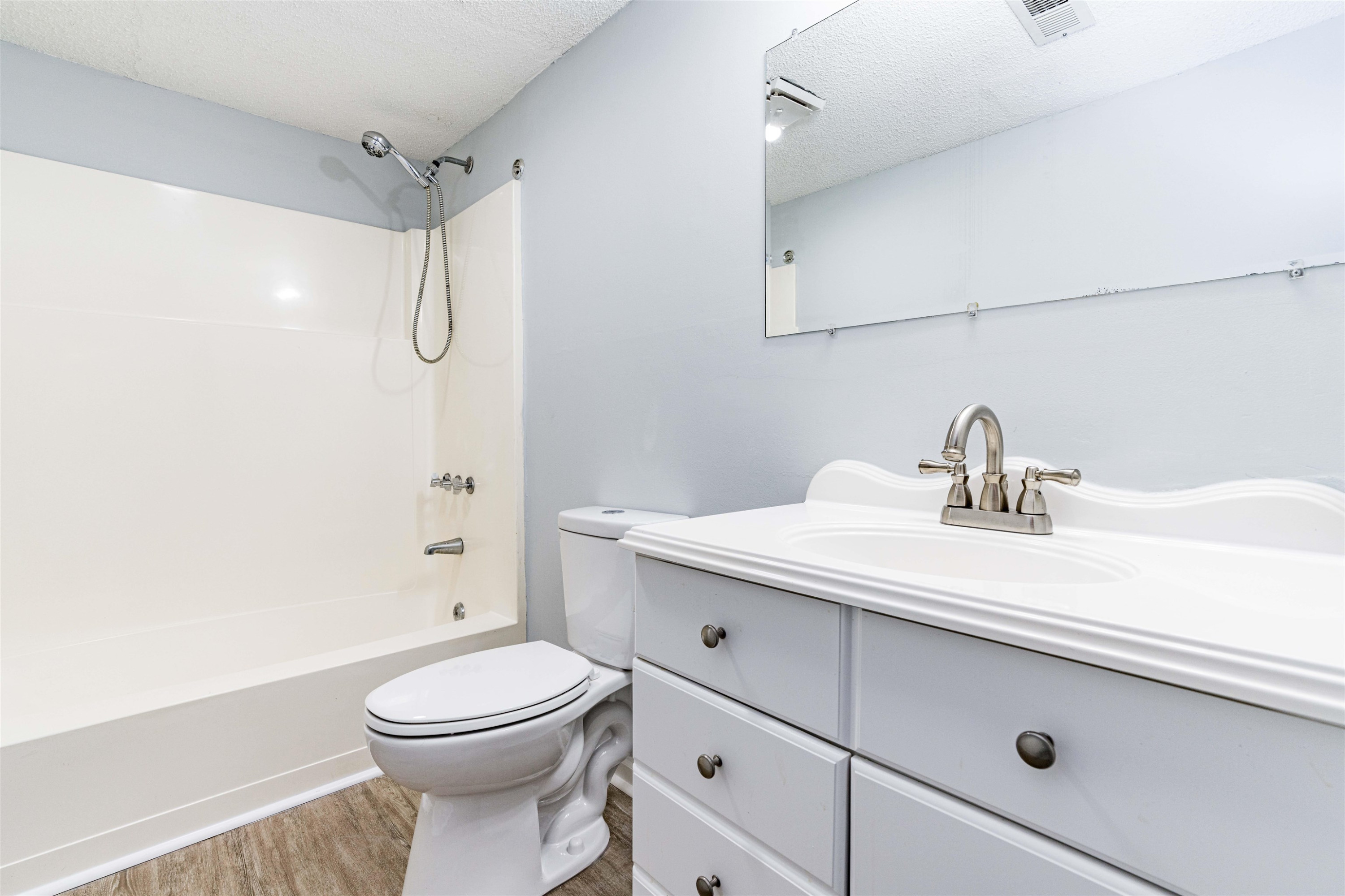 5804 Falls Of Neuse Road, Unit F Raleigh, NC 27609 - Photo 19 of 24 Photo 19