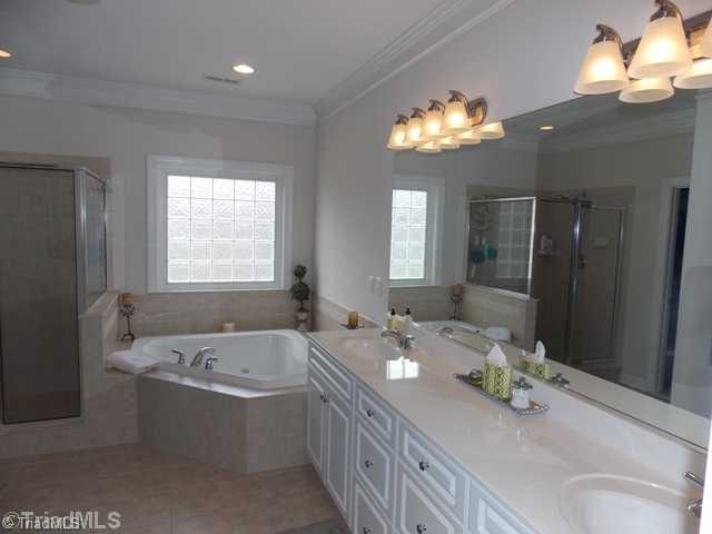 7801 Wilson Farm Road Summerfield, NC 27358 - Photo 12 of 16 Master Bath/Spa.