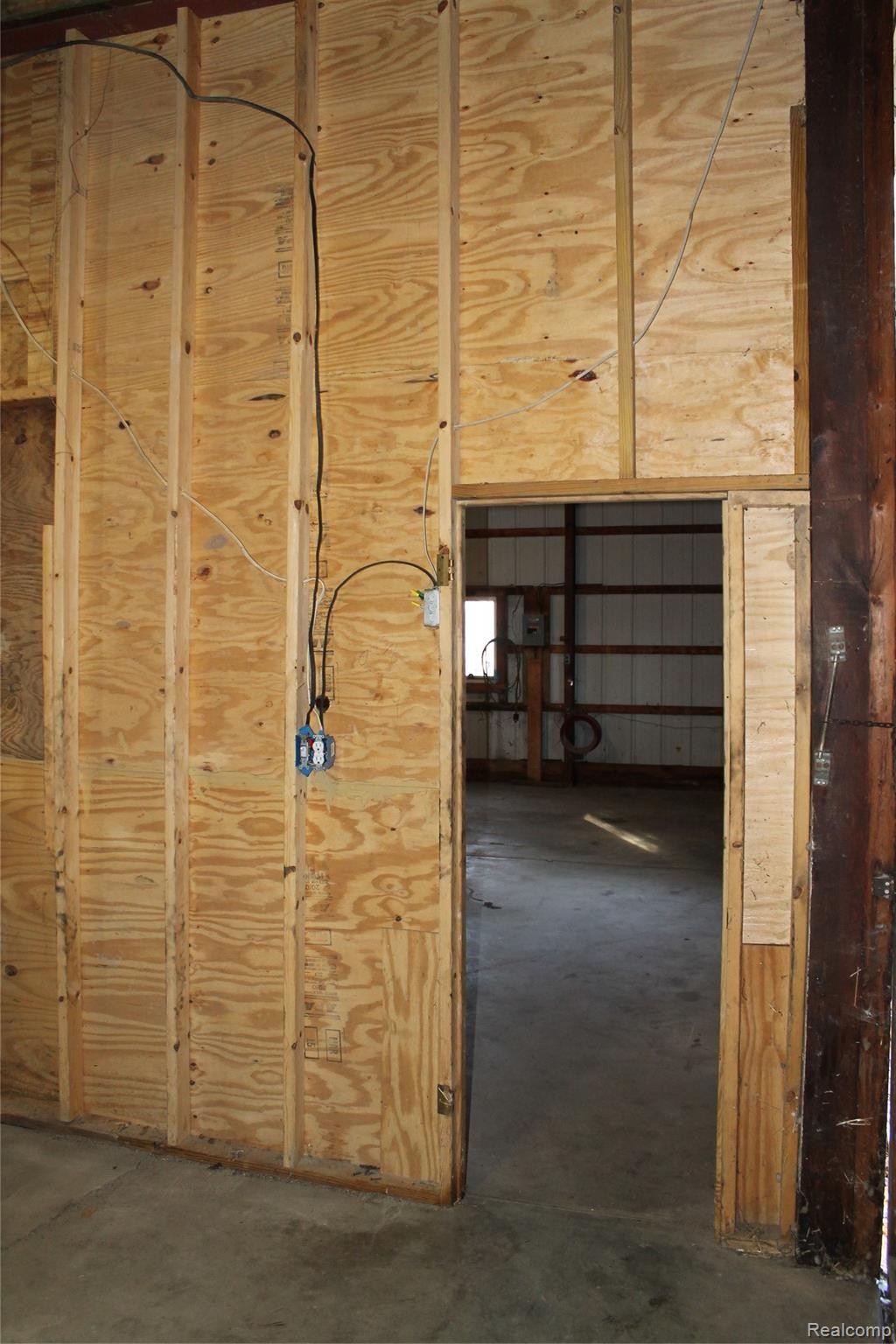 10605 Noggles Road Manchester, MI 48158 - Photo 60 of 74 IMG_0516.JPG
