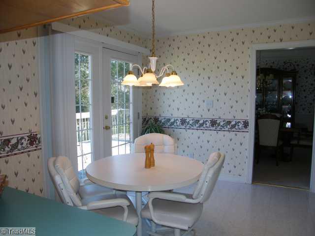 2005 Knight Road Kernersville, NC 27284 - Photo 4 of 13 Breakfast. Breakfast area with french doors to the back deck