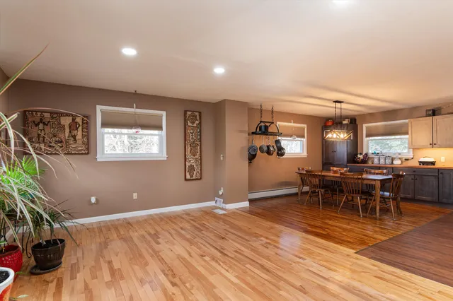 $449,000 | 10 Spruce Lane, Barre Town, VT 05641