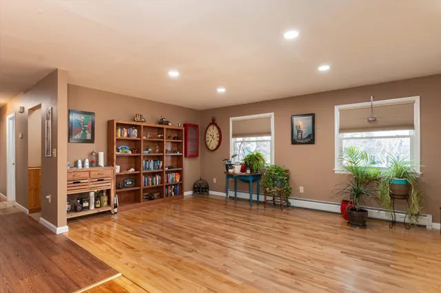 $449,000 | 10 Spruce Lane, Barre Town, VT 05641