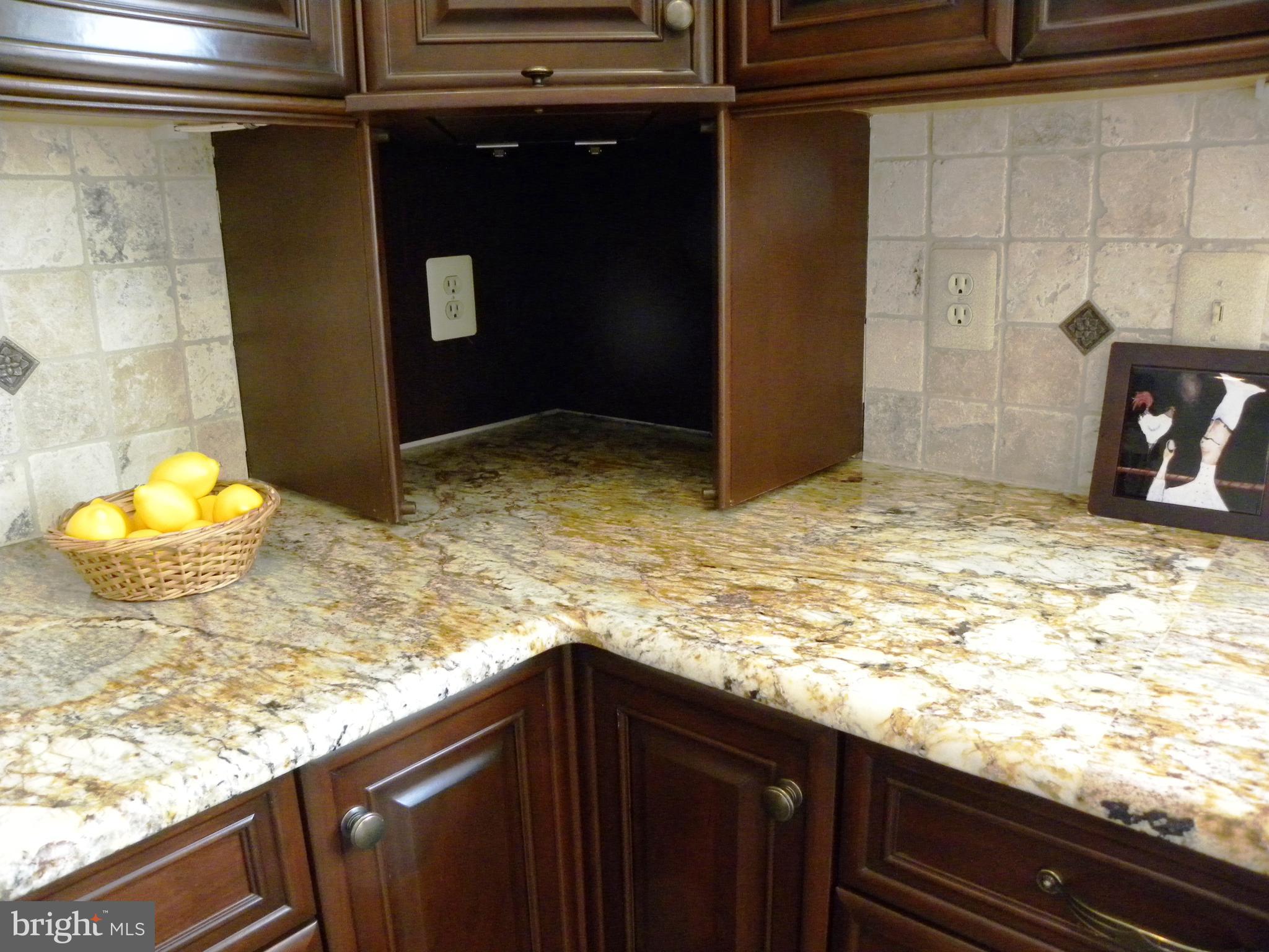 8308 Banister Road Severn, MD 21144 - Photo 15 of 78