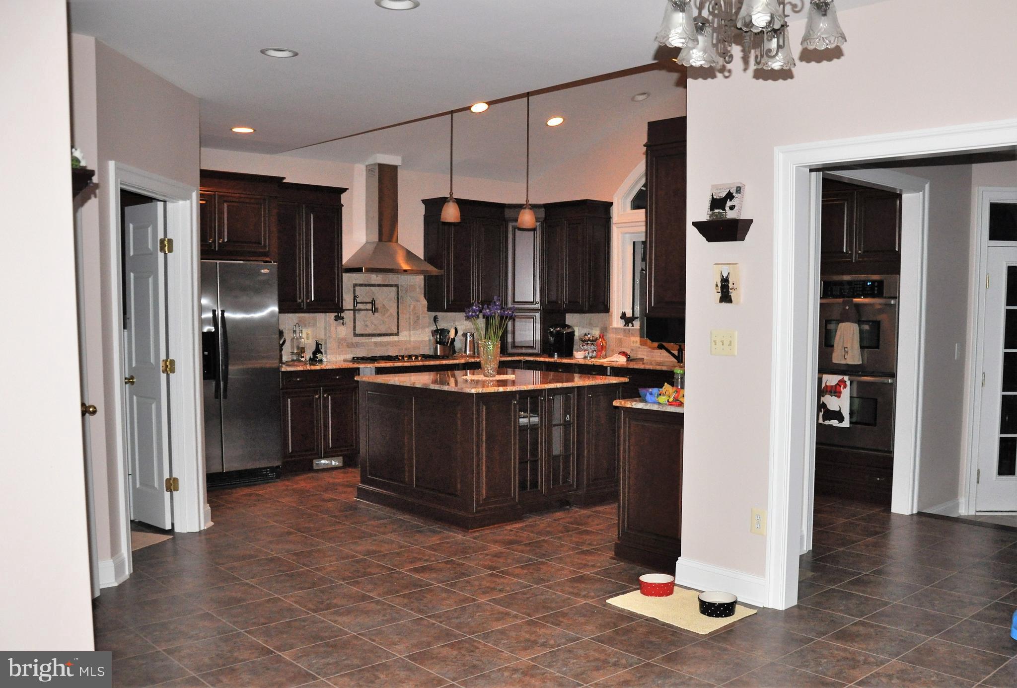8308 Banister Road Severn, MD 21144 - Photo 3 of 78