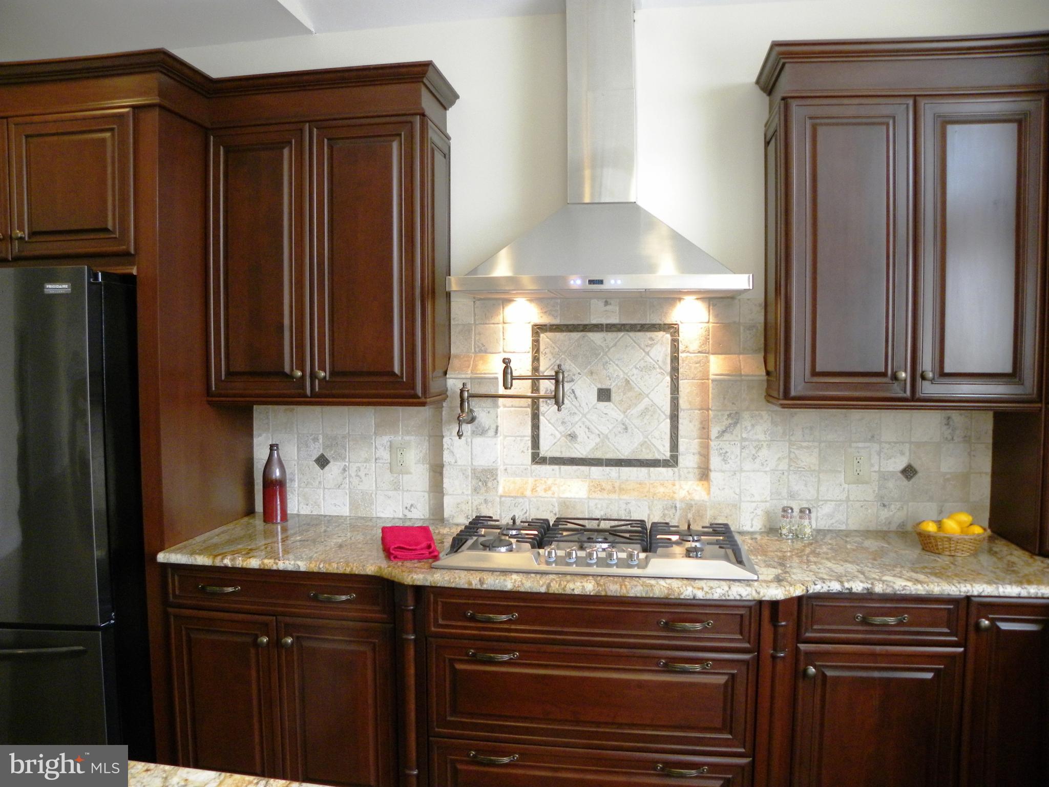 8308 Banister Road Severn, MD 21144 - Photo 6 of 78
