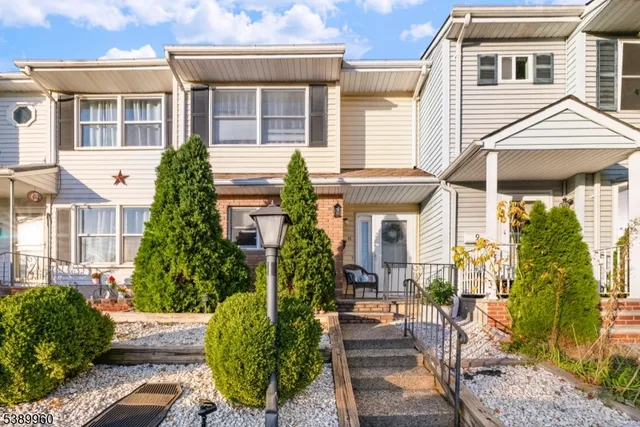 $340,000 | 11 Kyle Street, Manville, NJ 08835